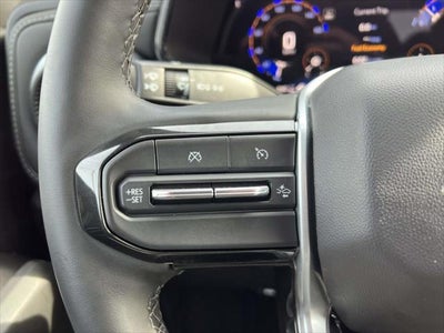 2025 Chevrolet Colorado WT/LT