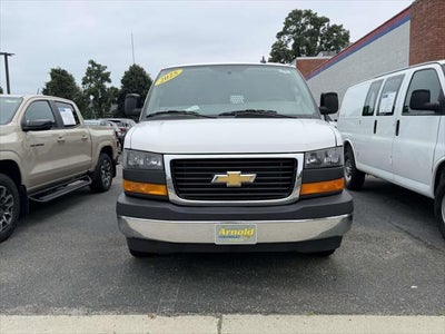 2025 Chevrolet Express Cargo WT