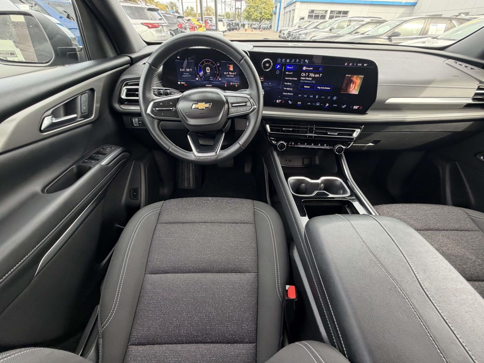 2024 Chevrolet Traverse LS