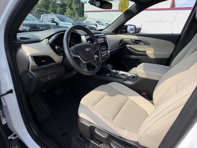2023 Chevrolet Traverse LS