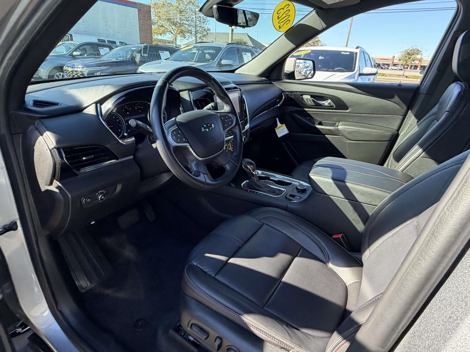 2023 Chevrolet Traverse RS