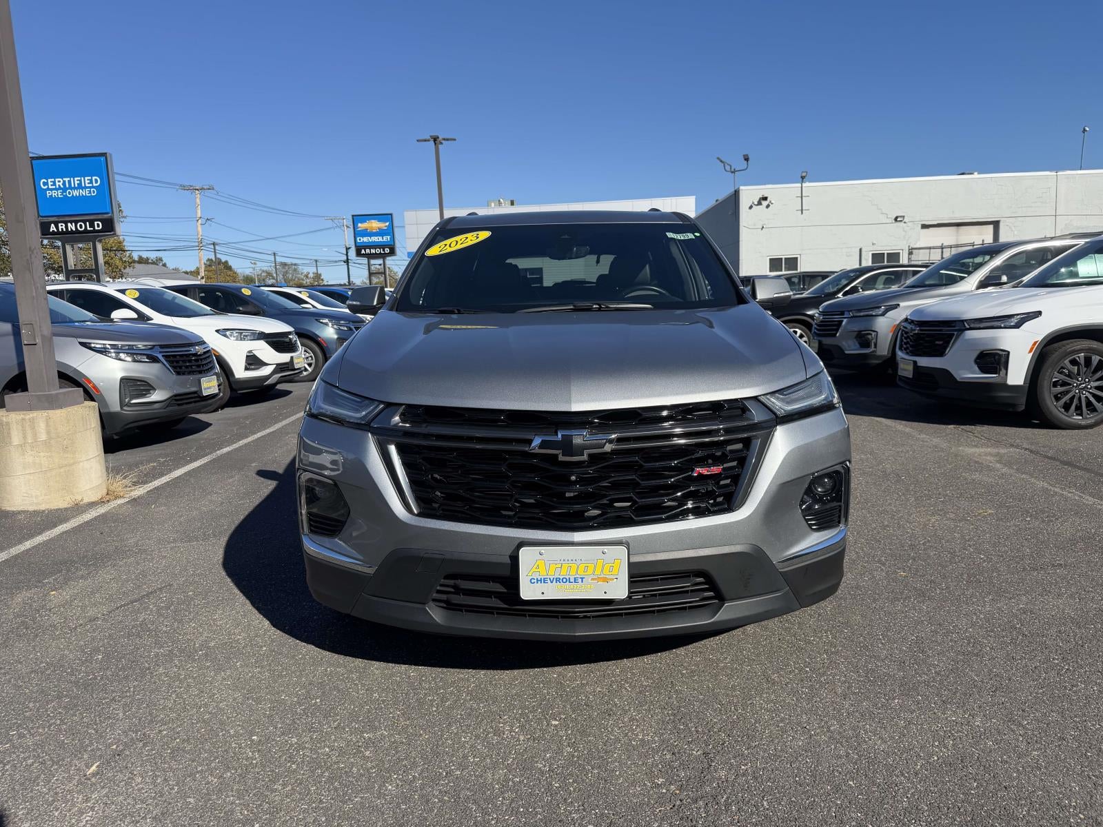 2023 Chevrolet Traverse RS