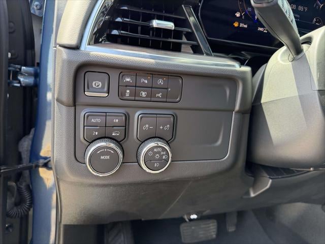 2025 Chevrolet Suburban LT
