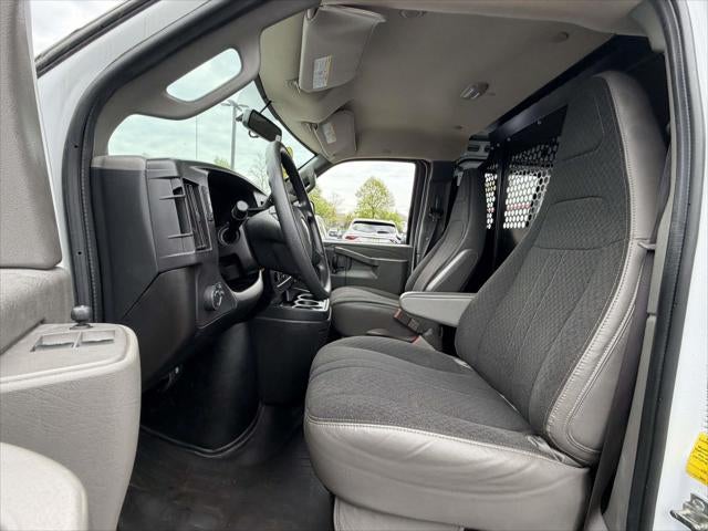 2024 GMC Savana Cargo 2500 Work Van