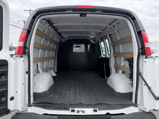 2024 GMC Savana Cargo 2500 Work Van