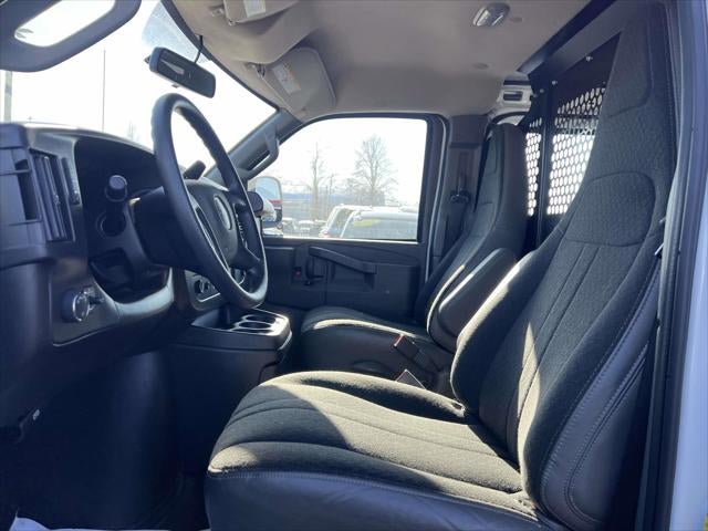 2024 GMC Savana Cargo 2500 Work Van