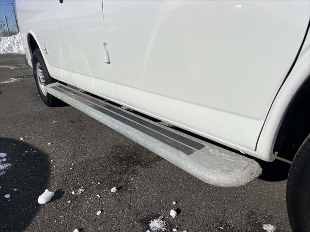 2024 GMC Savana Cargo 2500 Work Van