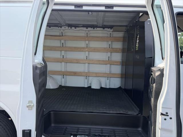 2025 GMC Savana Cargo Work Van