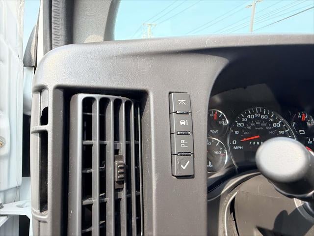 2025 GMC Savana Cargo Work Van