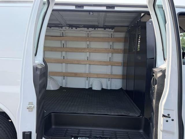 2025 GMC Savana Cargo Work Van
