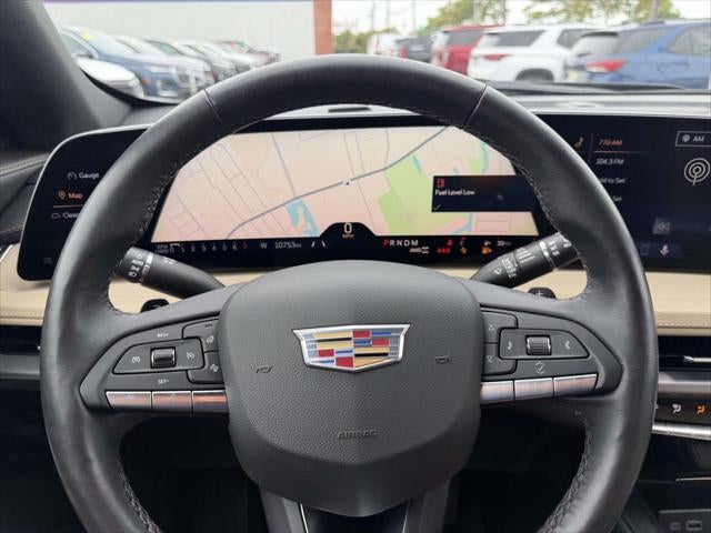 2024 Cadillac XT4 Luxury