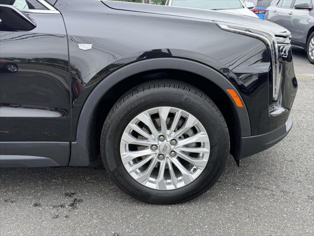 2024 Cadillac XT4 Luxury