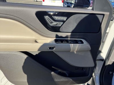 2023 Lincoln Aviator Standard