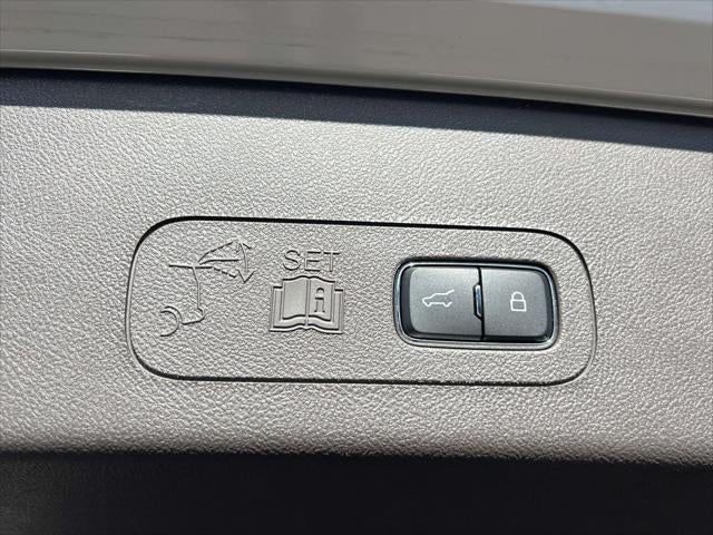 2023 Lincoln Aviator Standard