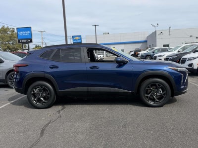 2024 Chevrolet Trax LT