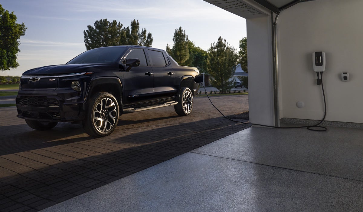 Arnold Chevrolet in WEST BABYLON NY